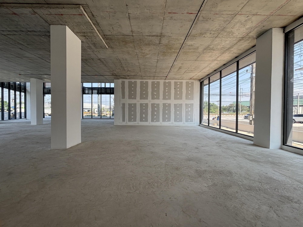 Empty,Pure,Commercial,Office,Building,Undecorated,In,Gray,Colors.open,Space